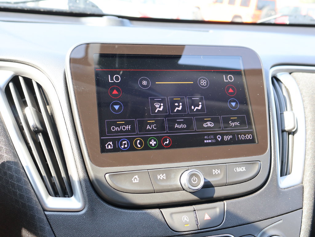 Used 2024 Chevrolet Malibu LT FWD image 34