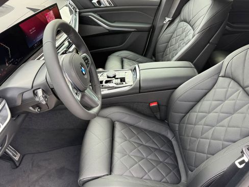 New 2026 BMW X5 xDrive40i w/ M Sport Package image 12
