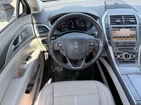 Used 2017 Lincoln MKZ Reserve FWD image 41