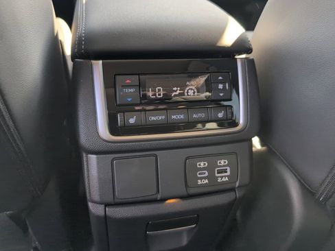 Used 2025 Subaru Ascent Limited image 59