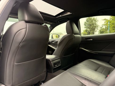 Used 2015 Lexus IS 250 w/ F-Sport Package RWD image 21
