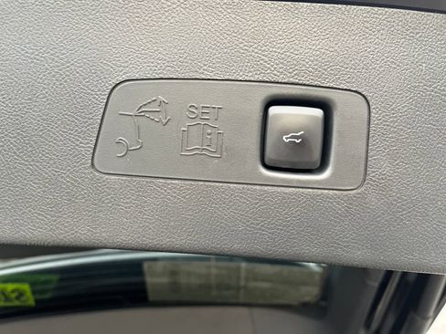 Certified 2022 Lincoln Corsair Reserve w/ Equipment Group 201A image 27