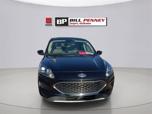 Used 2020 Ford Escape SE image 8