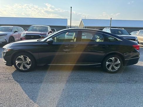 Used 2020 Honda Accord EX image 5