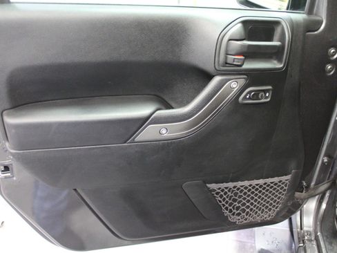 Used 2017 Jeep Wrangler Unlimited Sport w/ Quick Order Package 24S image 15