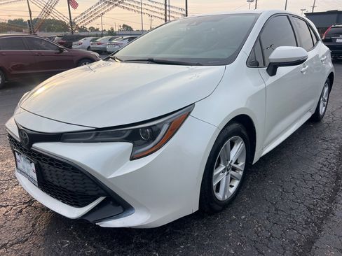 Used 2019 Toyota Corolla SE FWD image 3