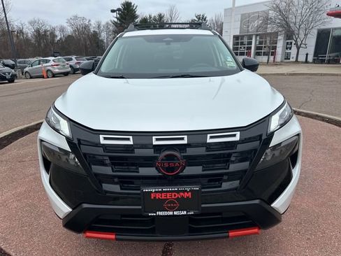 New 2026 Nissan Rogue SV AWD/4WD image 4