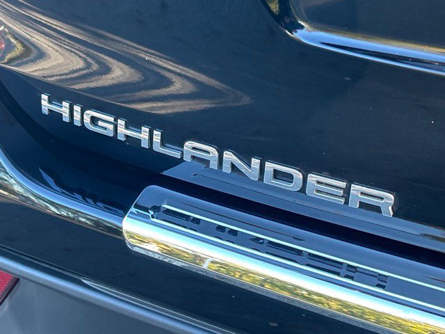 Used 2024 Toyota Highlander XSE AWD/4WD image 13