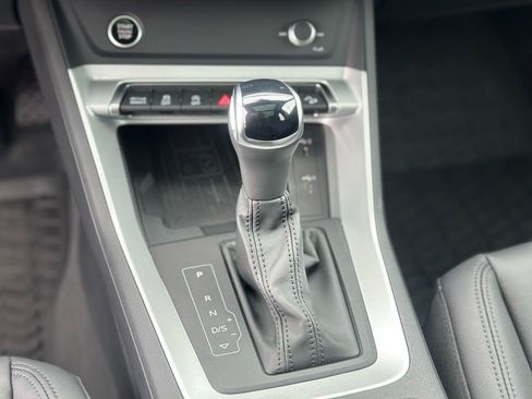 Used 2025 Audi Q3 2.0T Premium w/ Convenience Package image 18