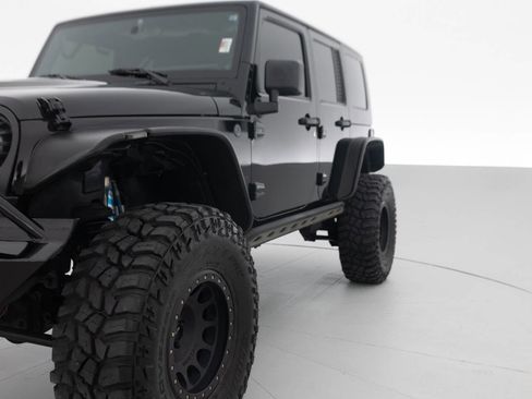 Used 2007 Jeep Wrangler Unlimited Rubicon w/ PWR Convenience Group AWD/4WD image 12