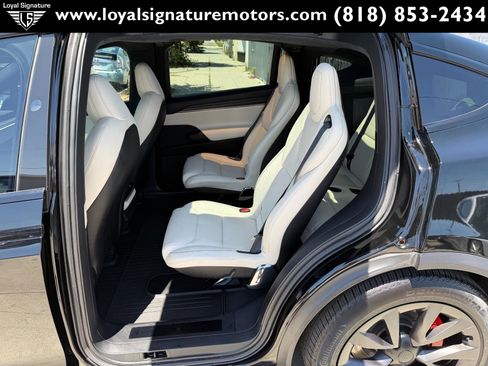 Used 2023 Tesla Model X Plaid AWD/4WD image 15