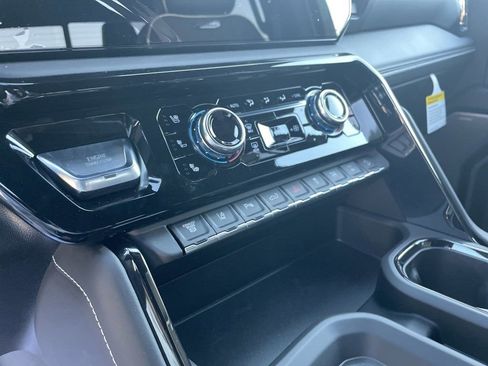 New 2026 GMC Sierra 2500 AT4X image 37