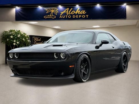Used 2015 Dodge Challenger R/T Scat Pack w/ Leather Interior Group RWD image 1