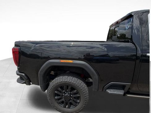 Used 2023 GMC Sierra 2500 Denali w/ Denali Black Diamond Edition AWD/4WD image 24