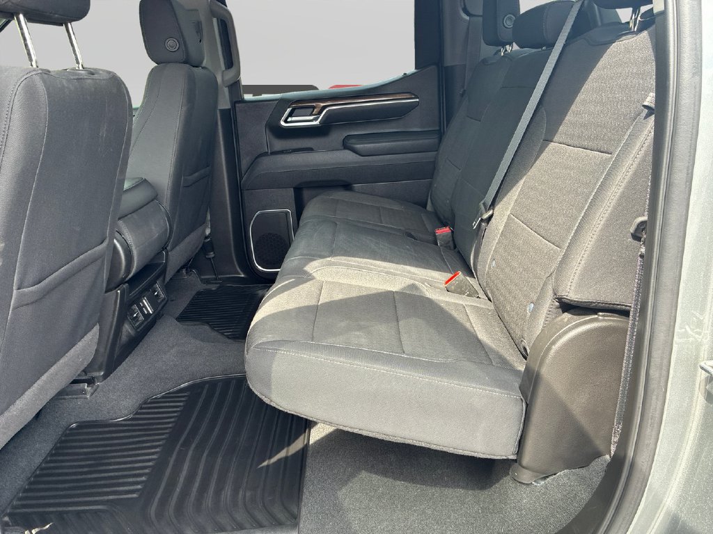 Used 2026 Chevrolet Silverado 1500 LT AWD/4WD image 16