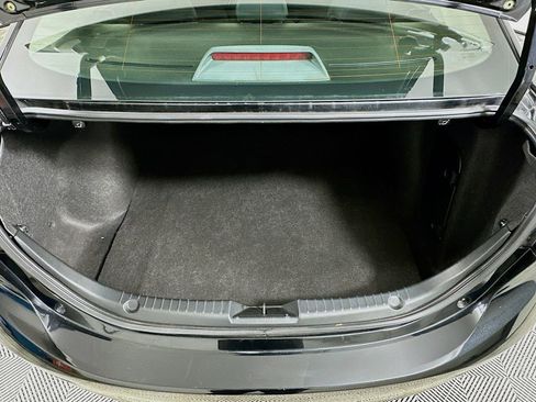 Used 2015 MAZDA MAZDA3 i Touring image 29