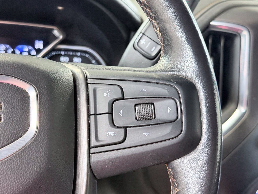 Used 2021 GMC Sierra 1500 AT4 w/ AT4 Premium Package AWD/4WD image 47