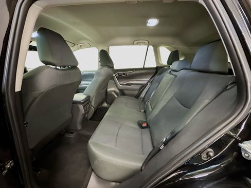 Used 2024 Toyota RAV4 LE image 29