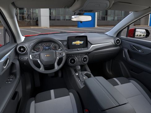 New 2025 Chevrolet Blazer LT image 39