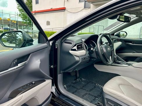 Certified 2023 Toyota Camry XLE w/ Cold Weather Package AWD/4WD image 9