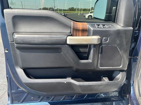 Used 2017 Ford F150 Lariat AWD/4WD image 8
