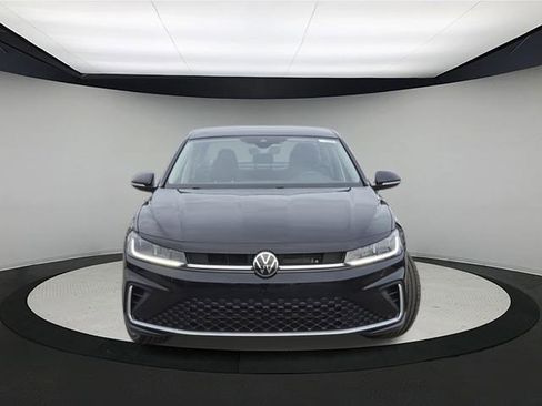 New 2026 Volkswagen Jetta SEL image 2