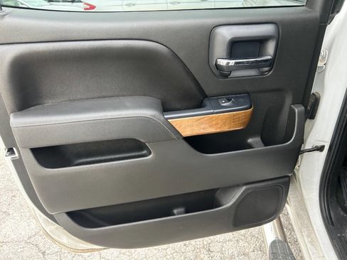 Used 2015 Chevrolet Silverado 1500 LTZ image 16