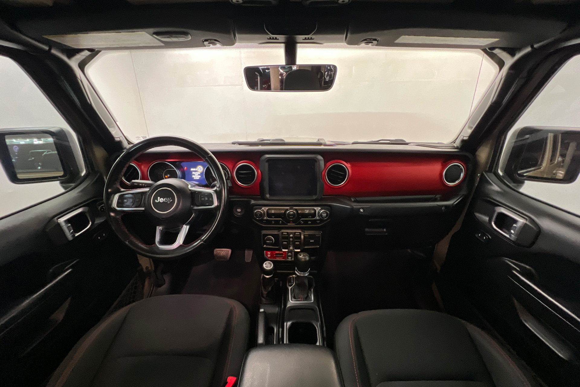 Used 2020 Jeep Gladiator Rubicon AWD/4WD image 9
