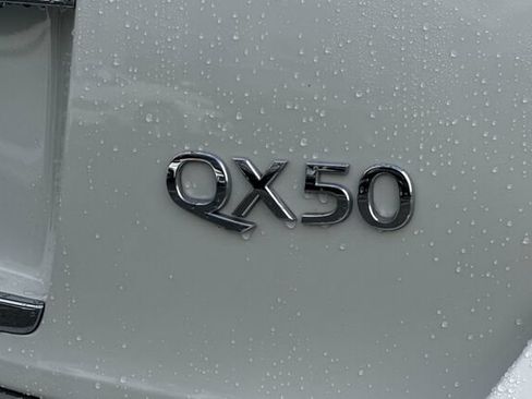 Used 2016 INFINITI QX50 AWD w/ Premium Plus Package image 27