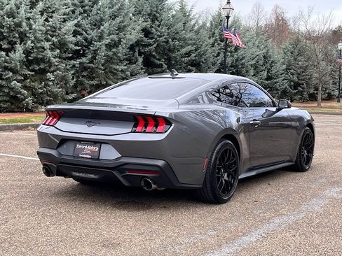 Used 2024 Ford Mustang Coupe image 21