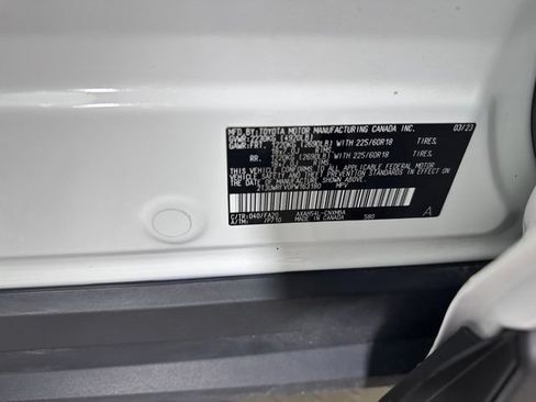 Used 2023 Toyota RAV4 AWD Hybrid image 31