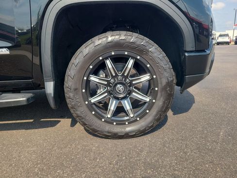 Used 2022 GMC Sierra 1500 Elevation w/ Elevation Premium Package AWD/4WD image 18
