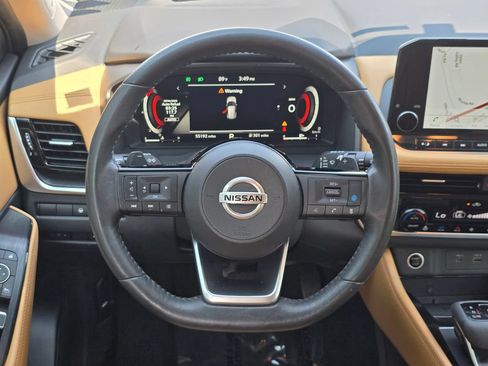 Used 2021 Nissan Rogue Platinum AWD/4WD image 7