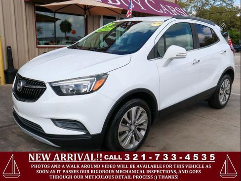 Used 2018 Buick Encore Preferred image 1