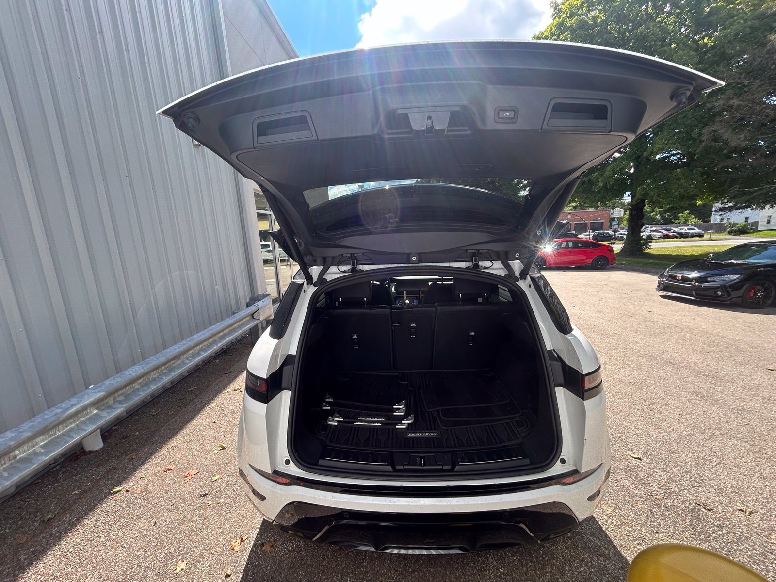 Used 2022 Land Rover Range Rover Evoque R-Dynamic S AWD/4WD image 7