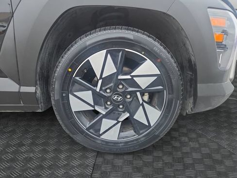 Used 2024 Hyundai Kona SEL FWD image 36