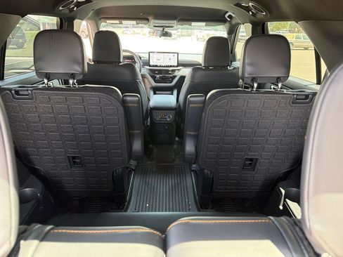 Used 2026 Ford Explorer Tremor AWD/4WD image 31