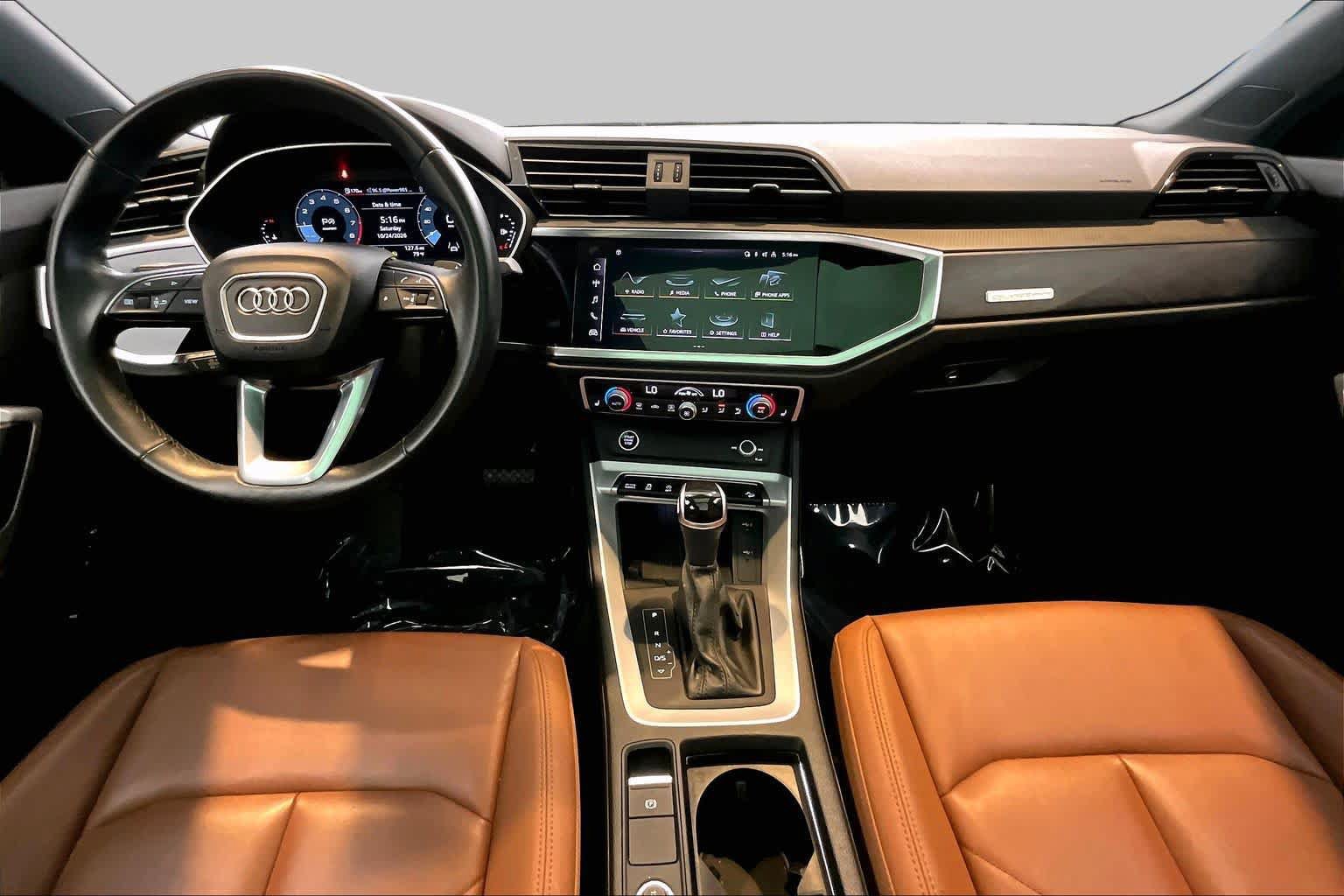 Certified 2024 Audi Q3 2.0T Premium w/ Convenience Package AWD/4WD image 16