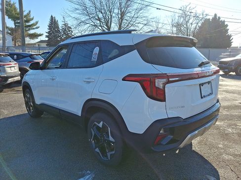 New 2026 Kia Seltos S AWD/4WD image 6
