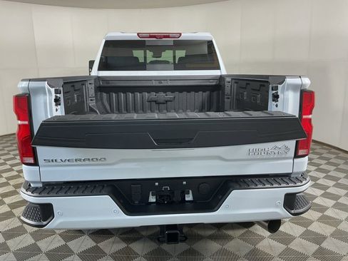 New 2026 Chevrolet Silverado 2500 High Country w/ High Country Premium Package AWD/4WD image 12