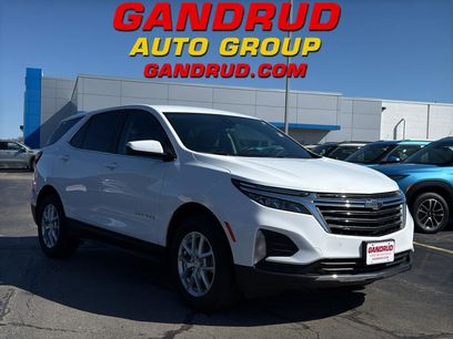 Used 2024 Chevrolet Equinox LT w/ LPO, Floor Liner Package