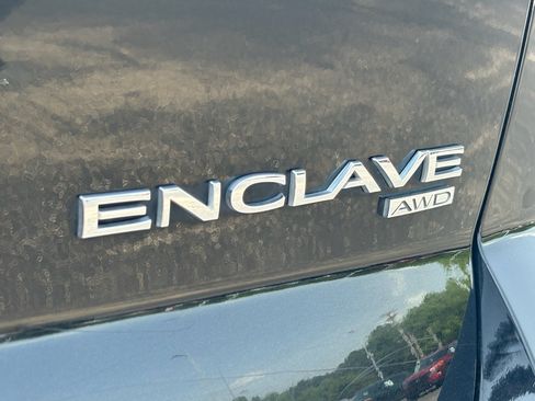 Used 2017 Buick Enclave Leather AWD/4WD image 8