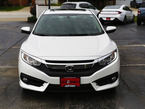 Used 2017 Honda Civic EX-L image 2