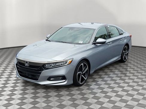 Used 2019 Honda Accord Sport image 3