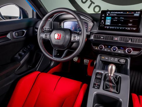 Used 2025 Honda Civic Type R image 7