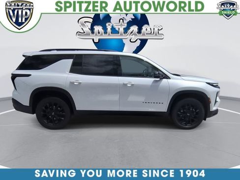 Used 2025 Chevrolet Traverse LT w/ Midnight/Sport Edition AWD/4WD image 10