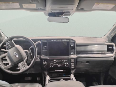 Used 2024 Ford F250 Lariat w/ Chrome Package image 13