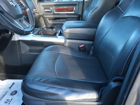 Used 2012 RAM 2500 Laramie w/ Cold Weather Group image 5