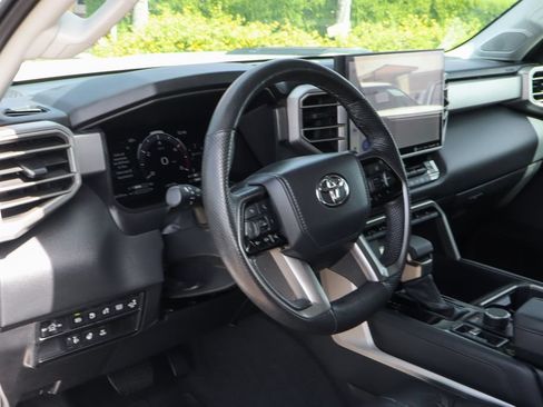 Used 2024 Toyota Tundra Limited AWD/4WD image 23