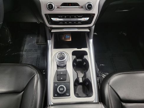 Used 2023 Ford Explorer XLT w/ Equipment Group 202A image 16